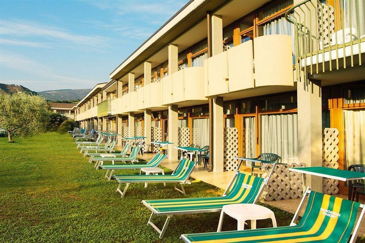 Park Hotel Oasi Garda  Exterior foto