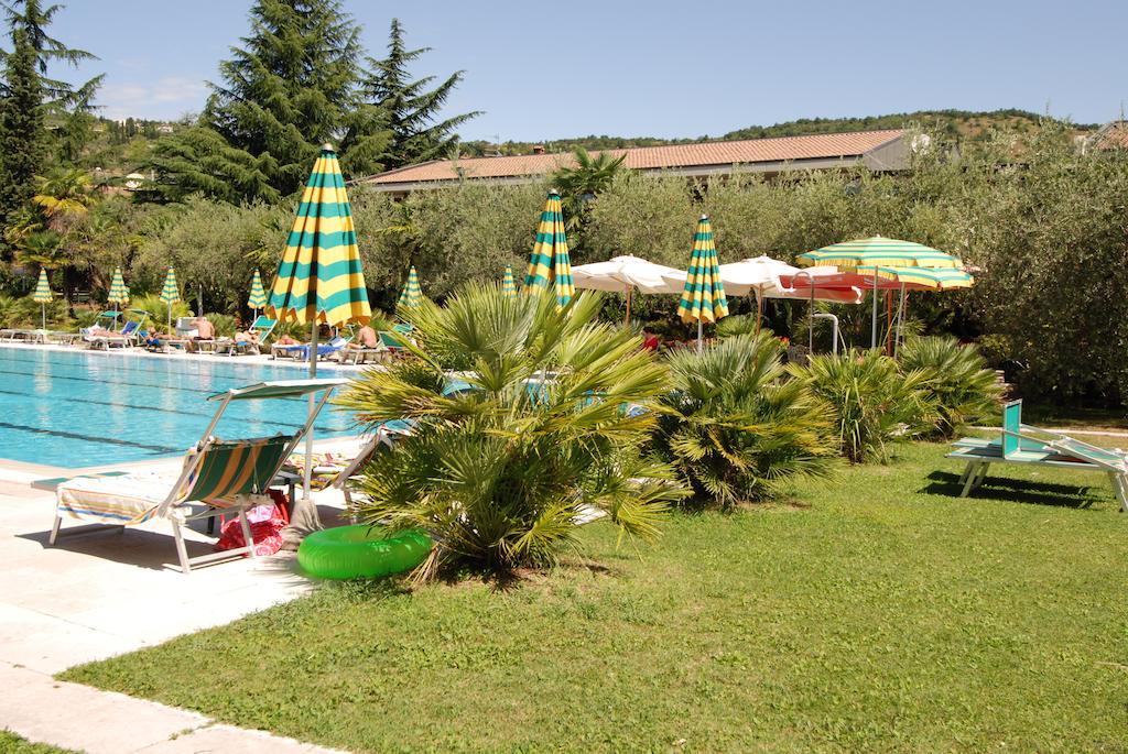 Park Hotel Oasi Garda  Exterior foto
